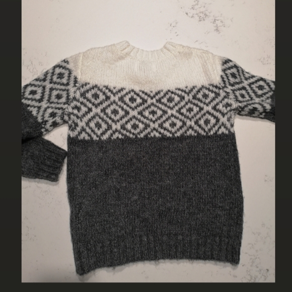 Zara girl Grey and white cozy sweater - Picture 8 of 8